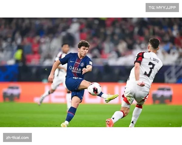 点球大战中的英雄：巴黎门将萨福诺夫扑四点的神奇之夜