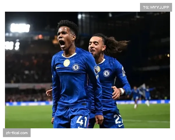 切尔西3-1客胜水晶宫，18岁埃斯特旺传射建功